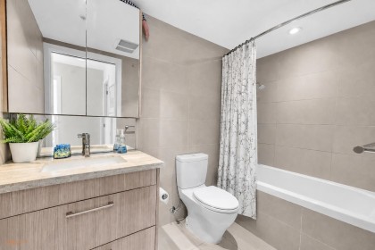 Photo 14 at 514 - 1708 Columbia Street, False Creek, Vancouver West