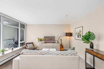 Photo 4 at 514 - 1708 Columbia Street, False Creek, Vancouver West