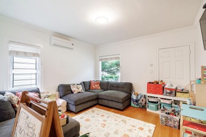 Photo 10 at 242 W 21st Avenue, Cambie, Vancouver West