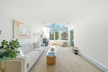 Photo 12 at 205 - 565 17th Street, Ambleside, West Vancouver