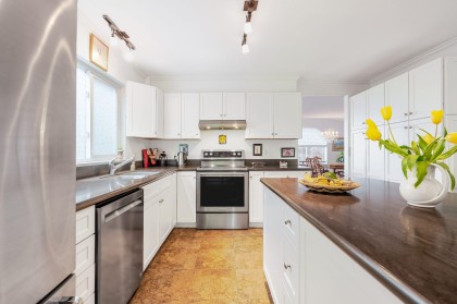 Photo 6 at 3298 Mahon Avenue, Upper Lonsdale, North Vancouver