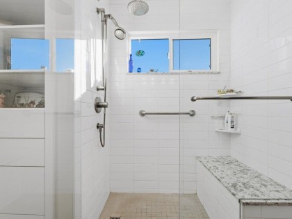 Photo 13 at 3298 Mahon Avenue, Upper Lonsdale, North Vancouver