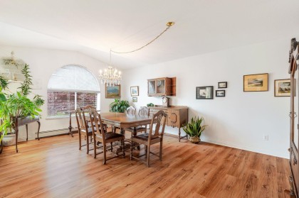 Photo 4 at 3298 Mahon Avenue, Upper Lonsdale, North Vancouver