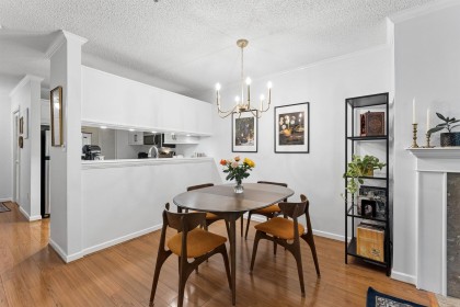 Photo 7 at 105 - 2256 W 7th Avenue, Kitsilano, Vancouver West