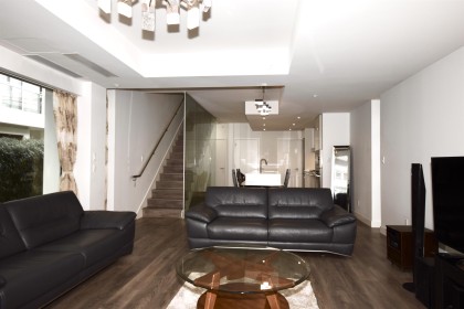 Photo 7 at 759 W 41st Avenue, Cambie, Vancouver West
