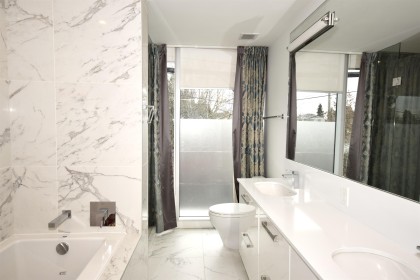 Photo 14 at 759 W 41st Avenue, Cambie, Vancouver West