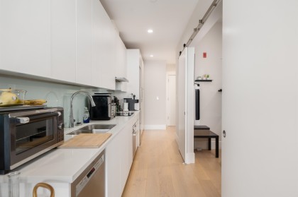 Photo 9 at 104 - 1591 Bowser Avenue, Norgate, North Vancouver