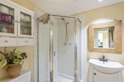 Photo 13 at 205 - 1518 Bowser Avenue, Norgate, North Vancouver