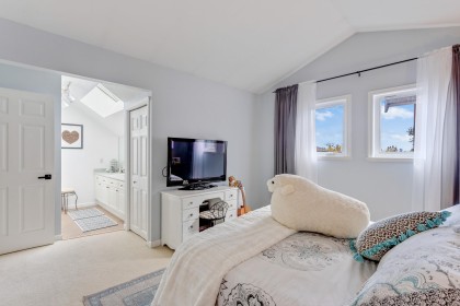 Photo 17 at 205 - 1518 Bowser Avenue, Norgate, North Vancouver
