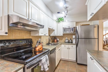 Photo 8 at 205 - 1518 Bowser Avenue, Norgate, North Vancouver