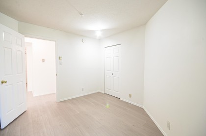 Photo 23 at 203 - 865 W 15th Avenue, Fairview VW, Vancouver West