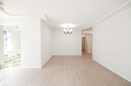 Photo 12 at 203 - 865 W 15th Avenue, Fairview VW, Vancouver West