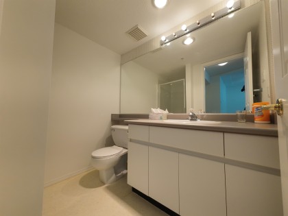 Photo 26 at 203 - 865 W 15th Avenue, Fairview VW, Vancouver West