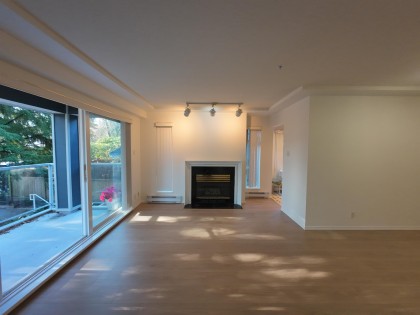 Photo 5 at 203 - 865 W 15th Avenue, Fairview VW, Vancouver West