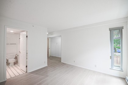 Photo 14 at 203 - 865 W 15th Avenue, Fairview VW, Vancouver West
