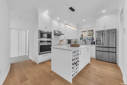Photo 14 at 2459 Mathers Avenue, Dundarave, West Vancouver