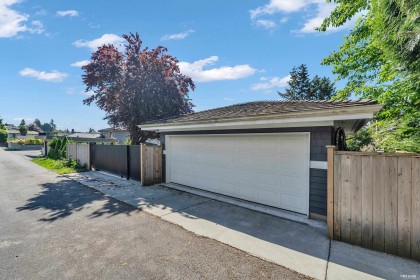Photo 37 at 2459 Mathers Avenue, Dundarave, West Vancouver