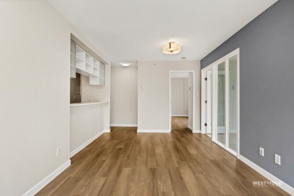 Photo 15 at 808 - 939 Expo Boulevard, Yaletown, Vancouver West