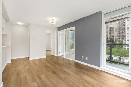 Photo 4 at 808 - 939 Expo Boulevard, Yaletown, Vancouver West