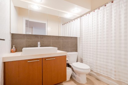 Photo 19 at 1312 - 1333 W Georgia Street, Coal Harbour, Vancouver West