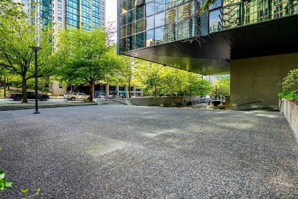 Photo 25 at 1312 - 1333 W Georgia Street, Coal Harbour, Vancouver West