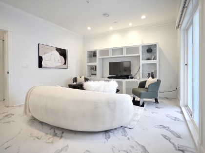 Photo 9 at 2709 W 37th Avenue, MacKenzie Heights, Vancouver West