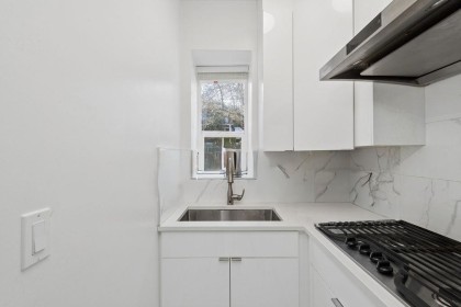 Photo 11 at 2709 W 37th Avenue, MacKenzie Heights, Vancouver West