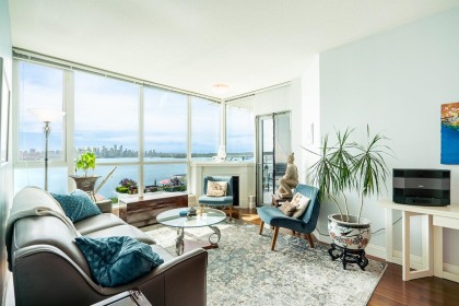 Photo 4 at 1503 - 138 E Esplanade Avenue, Lower Lonsdale, North Vancouver