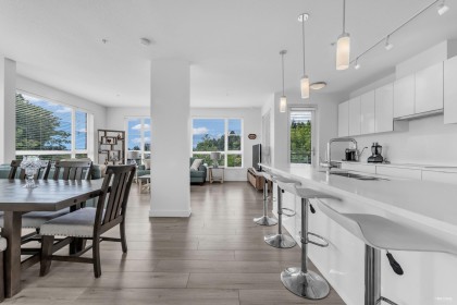 Photo 1 at 408 - 1621 Hamilton Avenue, Mosquito Creek, North Vancouver