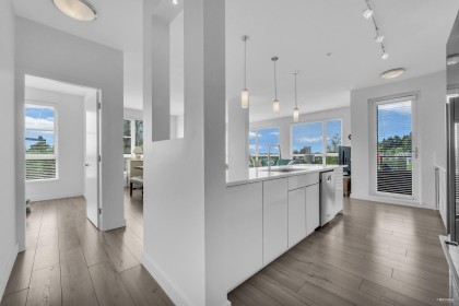 Photo 5 at 408 - 1621 Hamilton Avenue, Mosquito Creek, North Vancouver
