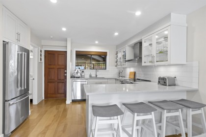 Photo 10 at 2 - 2151 Banbury Road, Deep Cove, North Vancouver