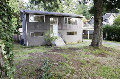 Photo 2 at 2100 Whitman Avenue, Blueridge NV, North Vancouver