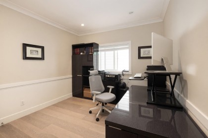 Photo 11 at 481 W Windsor Road, Upper Lonsdale, North Vancouver