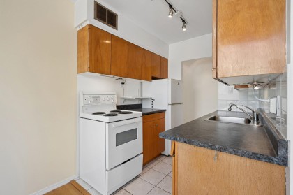 Photo 16 at 401 - 1315 Cardero Street, West End VW, Vancouver West