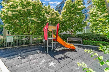 Photo 18 at 610 - 88 W 1st Avenue, False Creek, Vancouver West