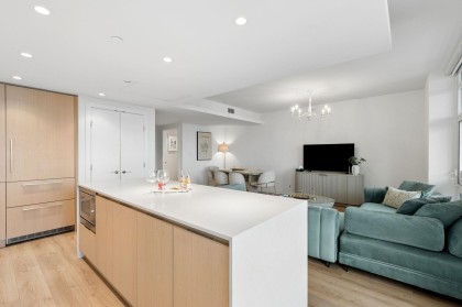 Photo 9 at 611 - 1500 Fern Street, Lynnmour, North Vancouver