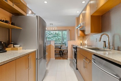 Photo 9 at 304 - 1777 W 13th Avenue, Fairview VW, Vancouver West