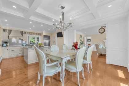 Photo 6 at 880 Younette Drive, Sentinel Hill, West Vancouver