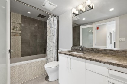 Photo 23 at 303 - 1702 Chesterfield Avenue, Central Lonsdale, North Vancouver
