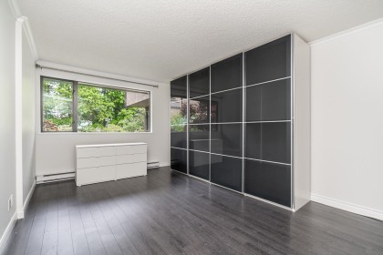 Photo 18 at 697 Moberly Road, False Creek, Vancouver West