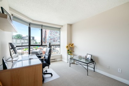 Photo 18 at 301 - 1450 Pennyfarthing Drive, False Creek, Vancouver West