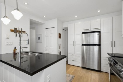 Photo 12 at 2 - 1949 W 8th Avenue, Kitsilano, Vancouver West