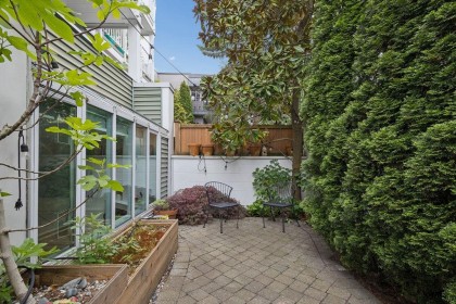 Photo 26 at 2 - 1949 W 8th Avenue, Kitsilano, Vancouver West