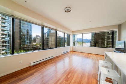 Photo 6 at 502 - 1333 W Georgia Street, Coal Harbour, Vancouver West