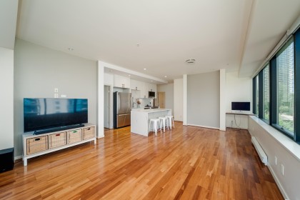 Photo 9 at 502 - 1333 W Georgia Street, Coal Harbour, Vancouver West