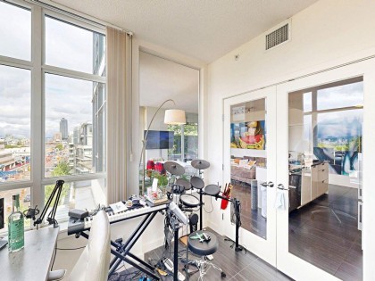 Photo 6 at 865 - 2080 W Broadway, Kitsilano, Vancouver West