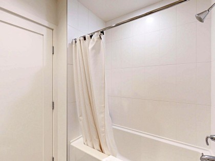 Photo 13 at 865 - 2080 W Broadway, Kitsilano, Vancouver West