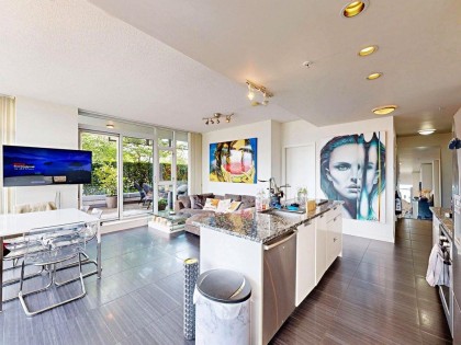 Photo 16 at 865 - 2080 W Broadway, Kitsilano, Vancouver West