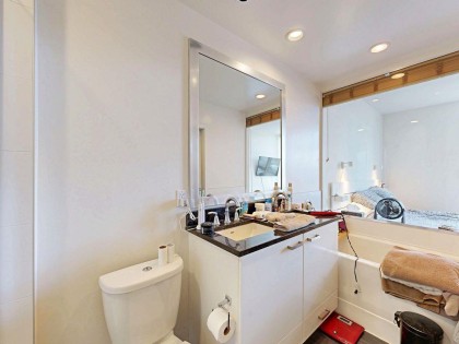 Photo 9 at 865 - 2080 W Broadway, Kitsilano, Vancouver West