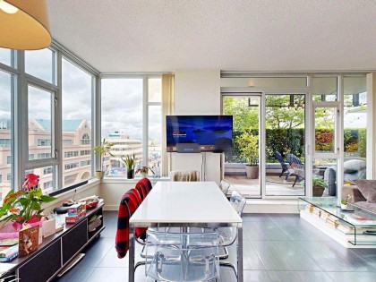 Photo 15 at 865 - 2080 W Broadway, Kitsilano, Vancouver West